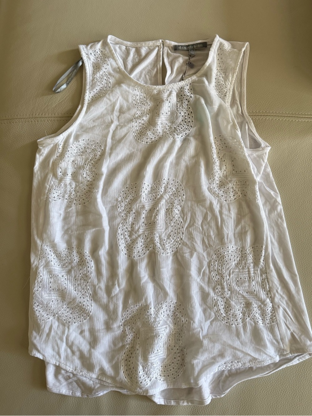 Daniel Rainn White Eyelet Sleeveless Tank Top. NWT